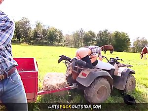 super-fucking-hot Cowgirls gets humped by Cowboy in Outdoor threeway