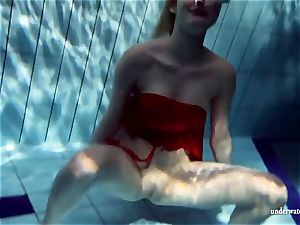 molten blond Lucie French teenage in the pool
